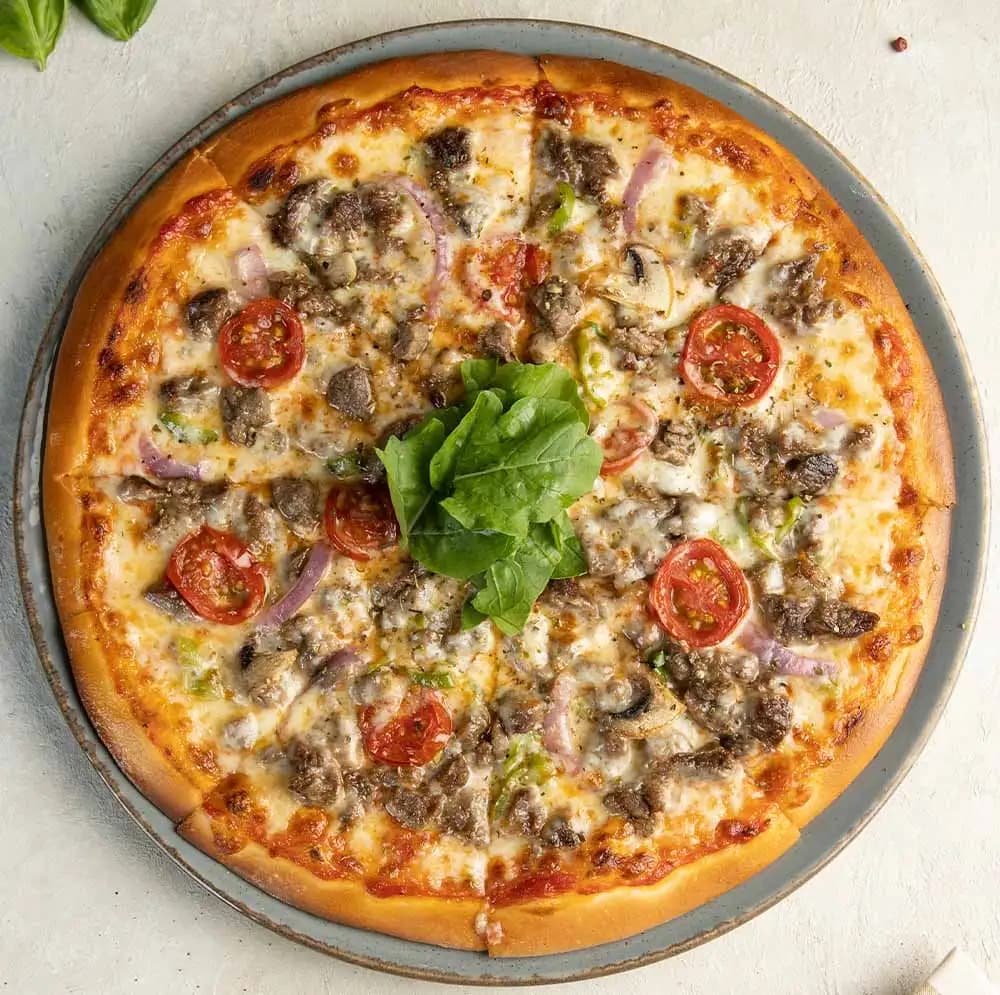 Dana Kavurmalı Pizza (Büyük Boy)