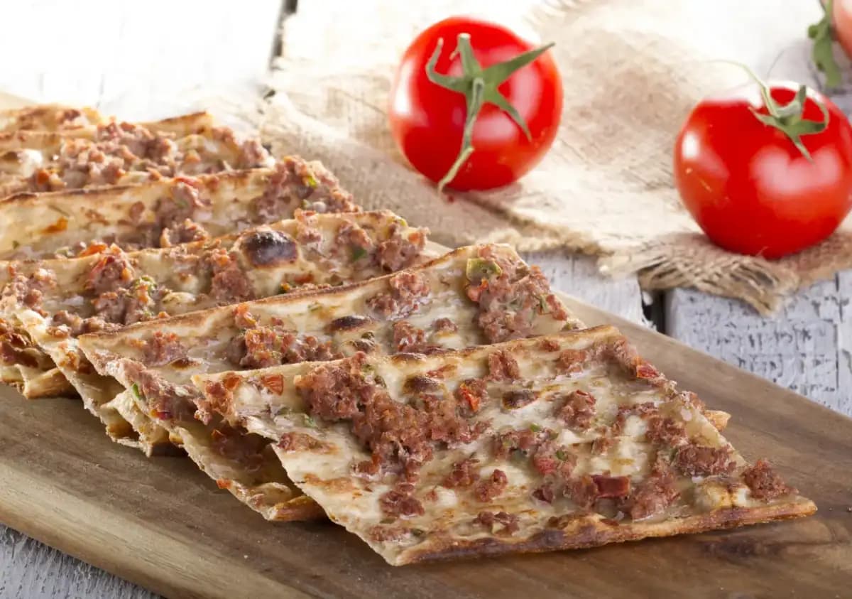 Etli Ekmek